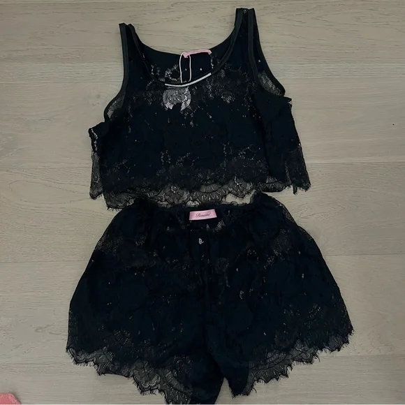 BNWT Rosemo Set - Picture 2 of 4